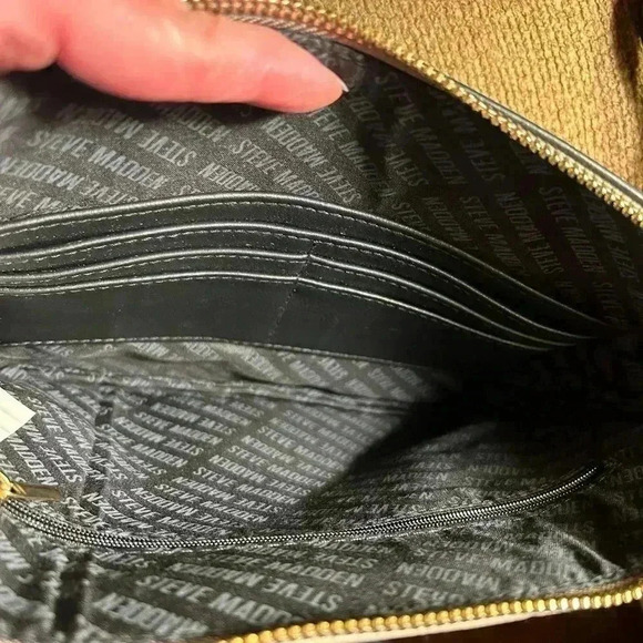 Steve Madden NWOT, clutch, gold accents, black, taupe, rose, tassel, wristlet - Picture 6 of 7